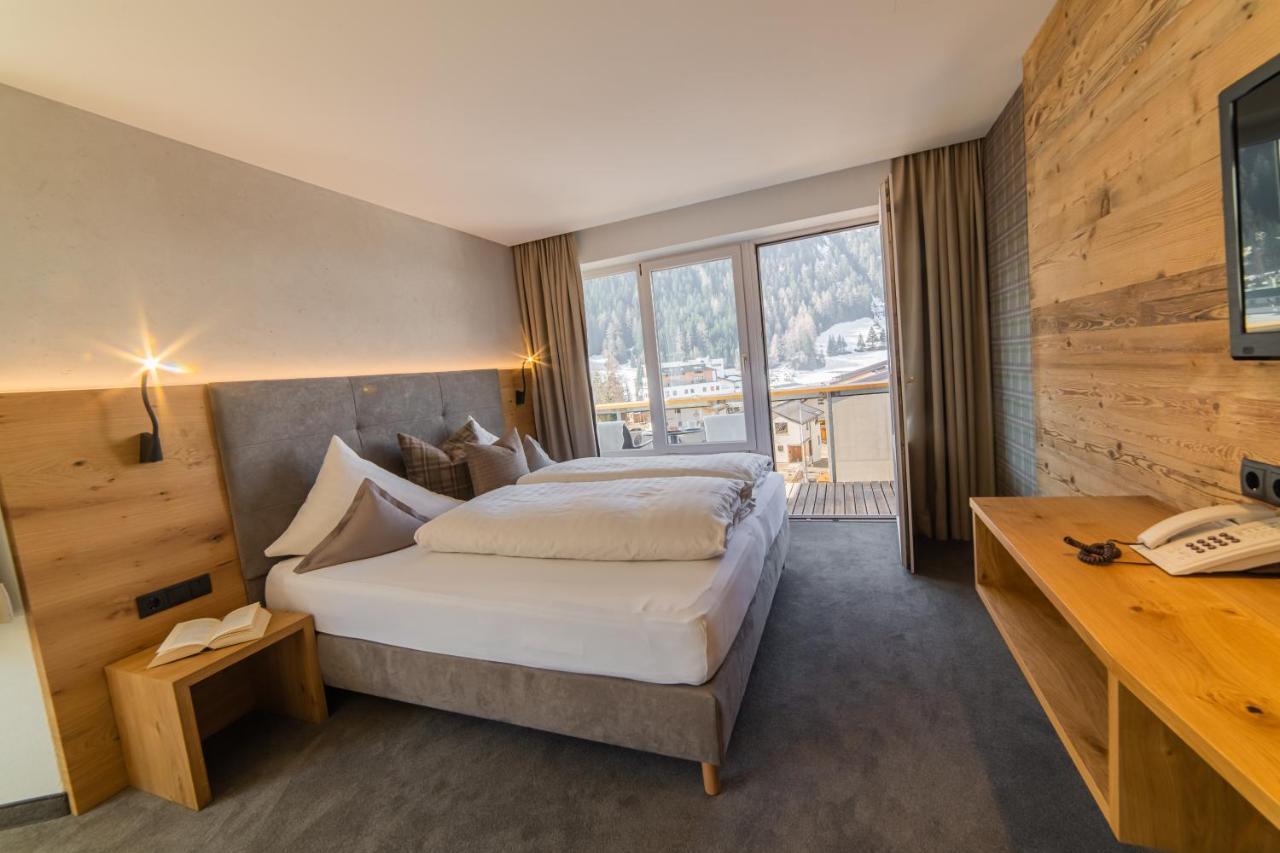 Aparthotel Hochland Gmbh Nauders Dış mekan fotoğraf