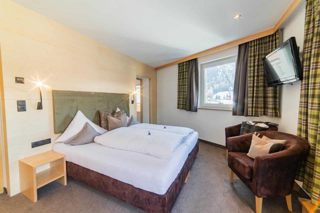 Aparthotel Hochland Gmbh Nauders Dış mekan fotoğraf
